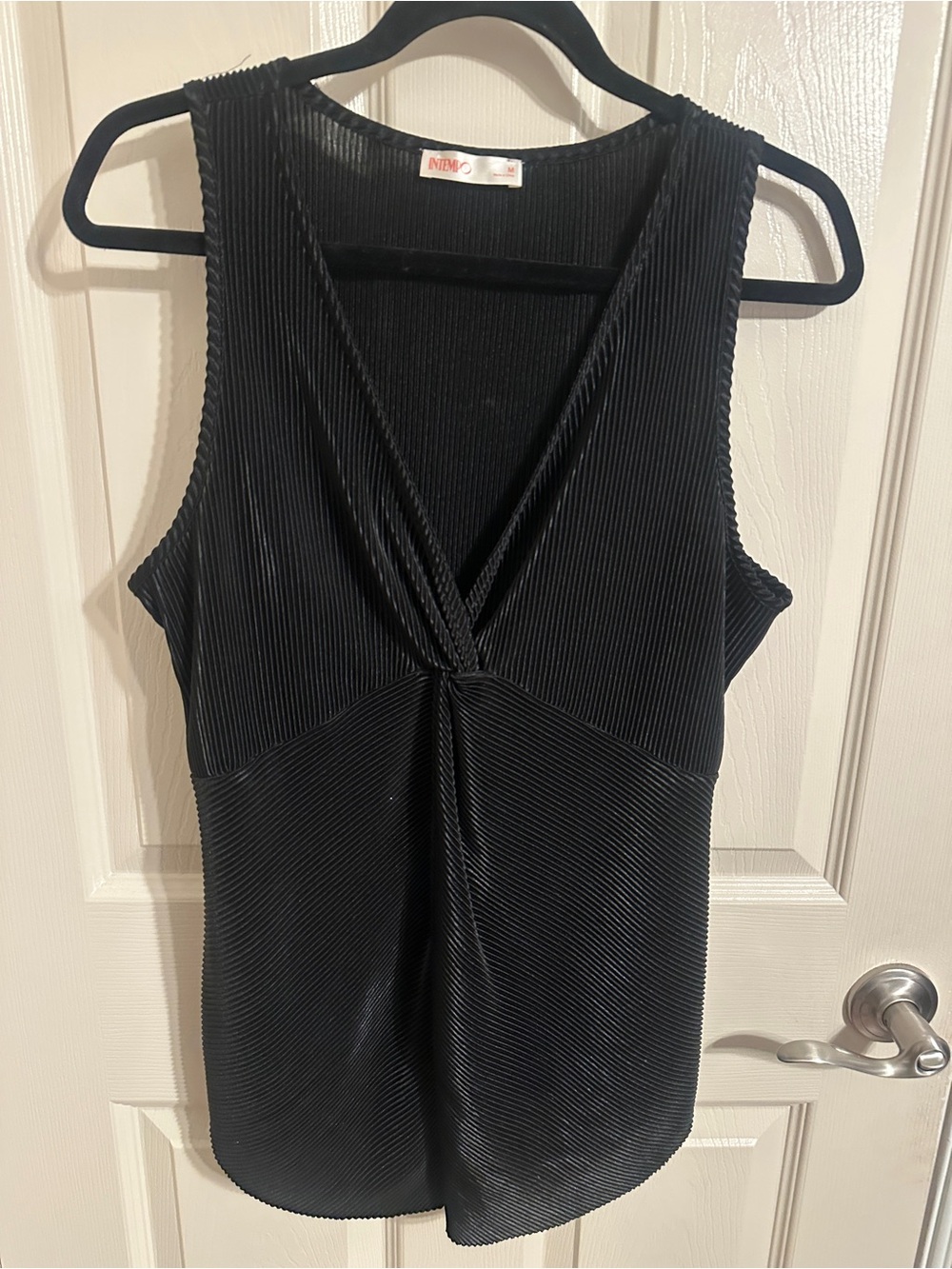 Intempo V-Neck Open V-Front Criss Cross Sleeveless Ribbed Blouse, Black, Sz M